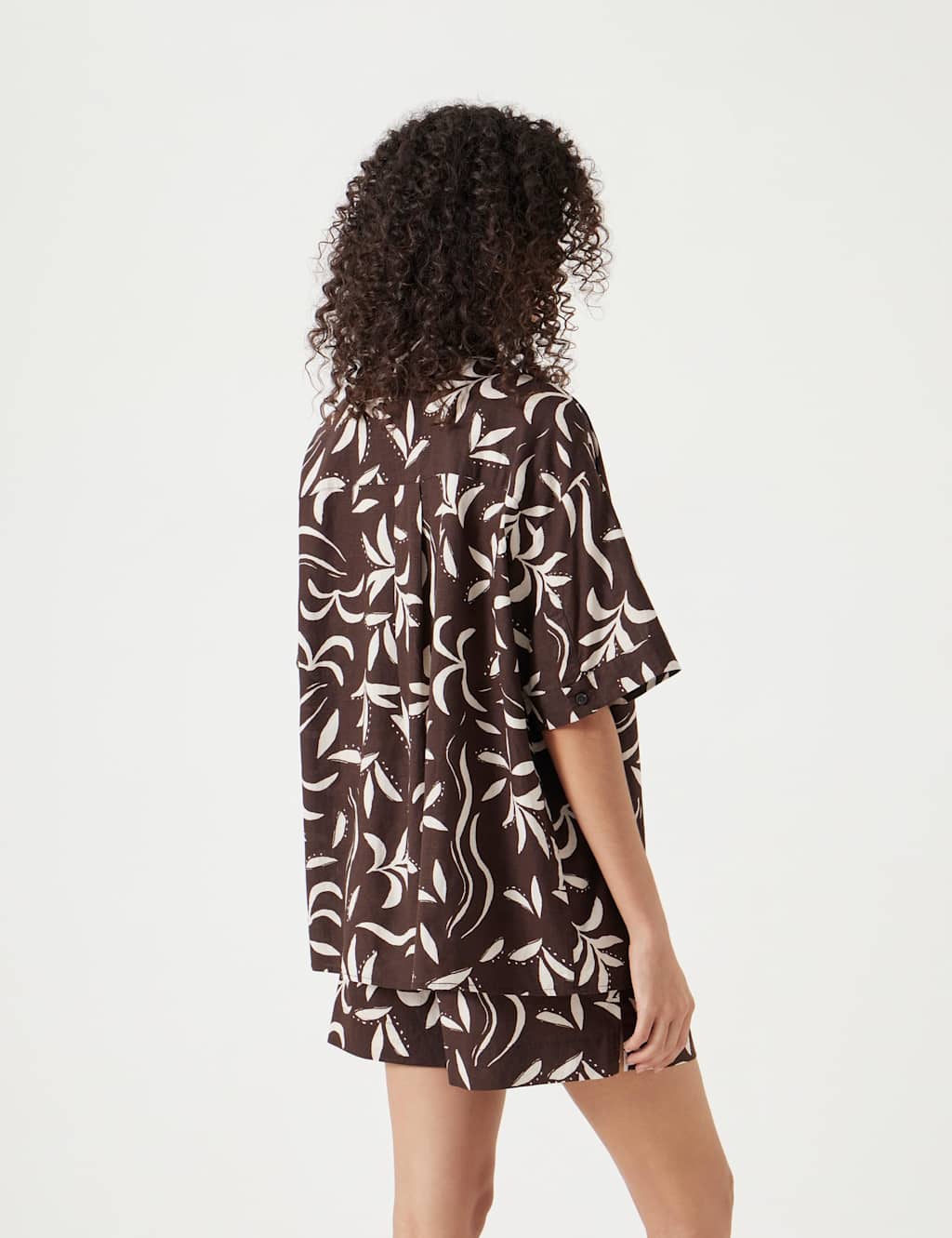 Linen Rich Leaf Print Shirt 4 of 5
