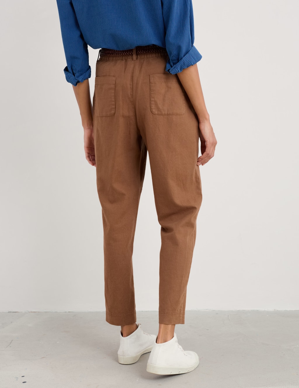 Cotton Linen Blend Tapered Ankle Grazer Trousers 4 of 4