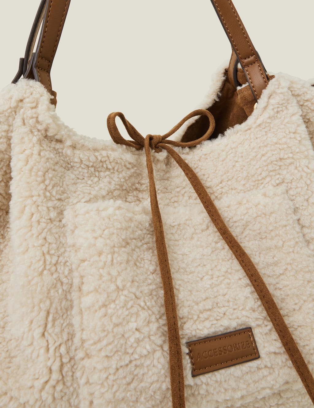Faux Shearling Reversible Shoulder Bag ACCESSORIZE M S
