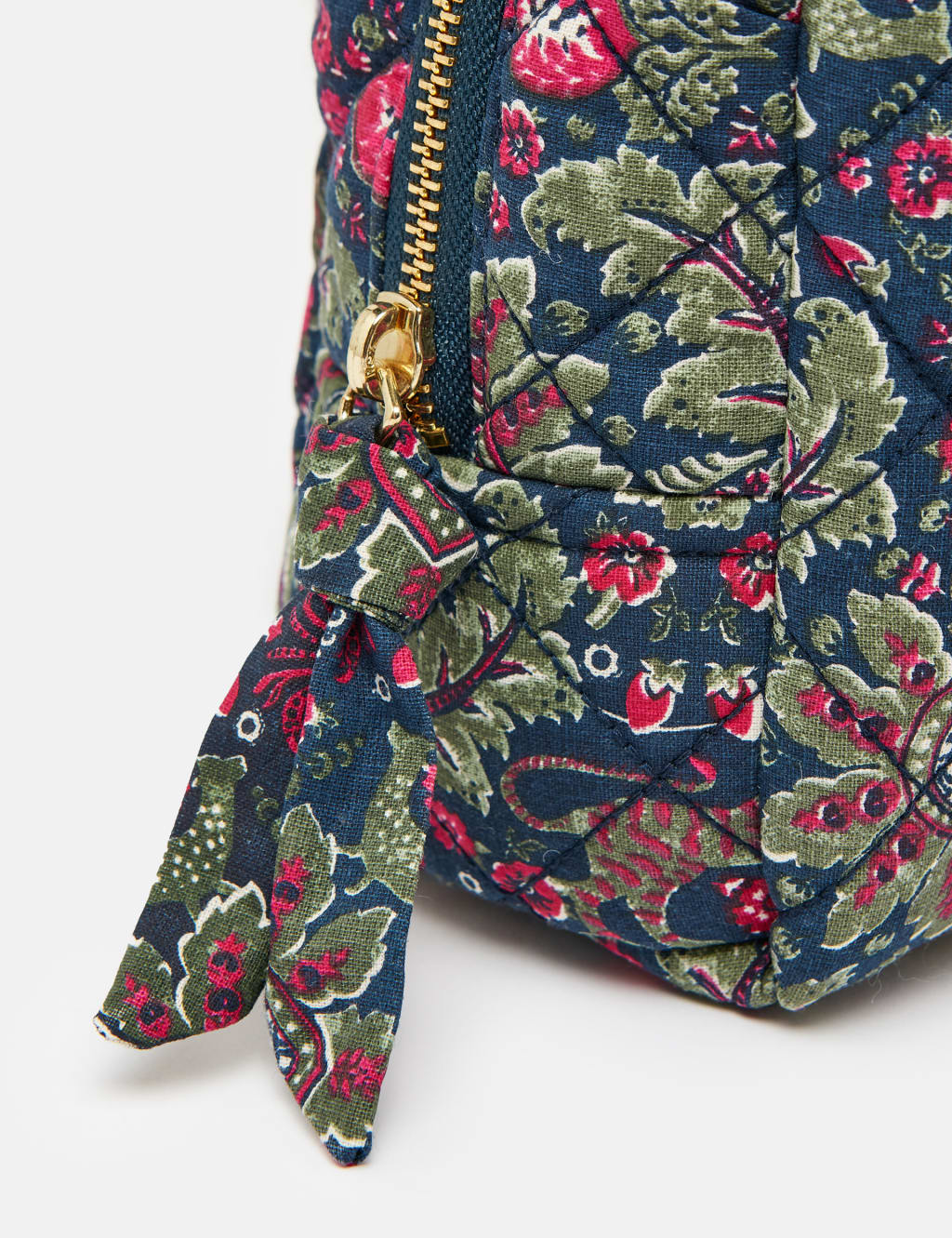 Pure Cotton Floral Cosmetics Bag 5 of 6