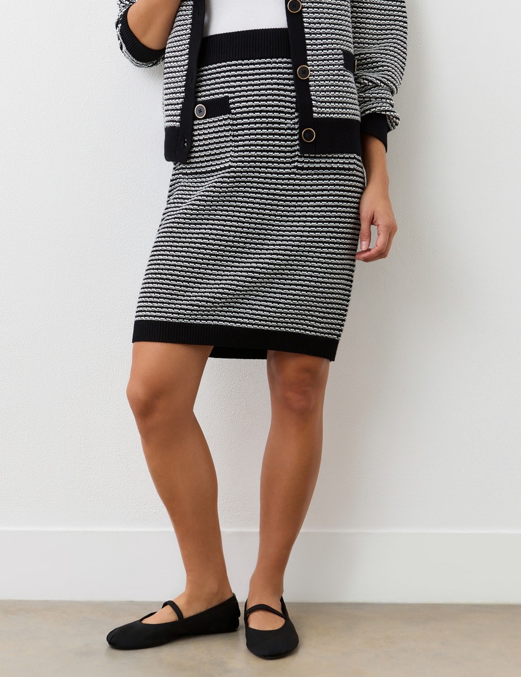 Striped pencil skirt knee length hotsell