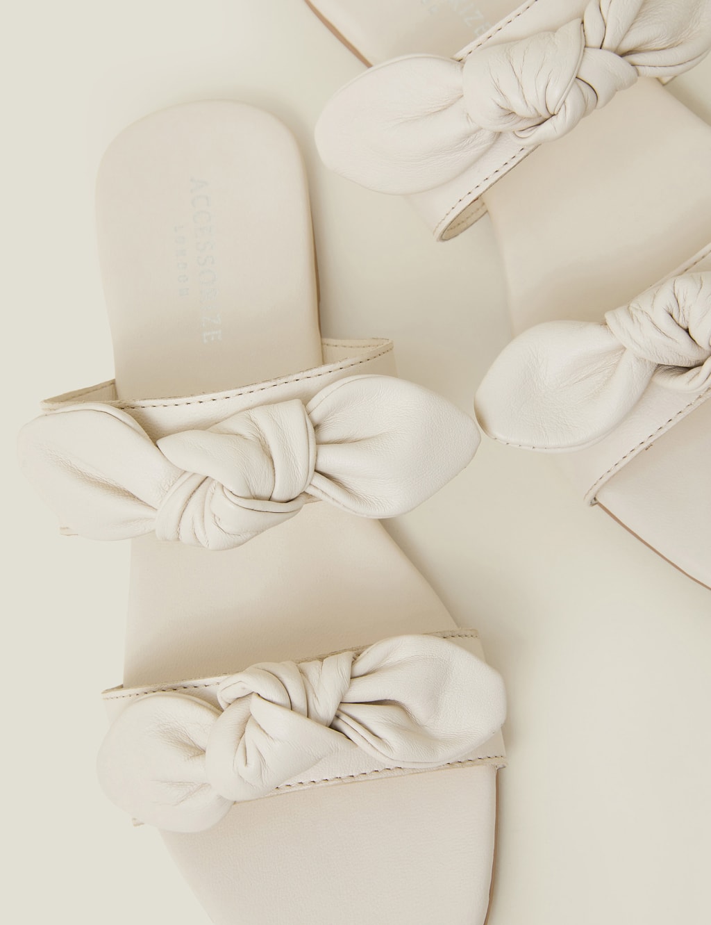 Leather Bow Flat Sliders 4 of 4