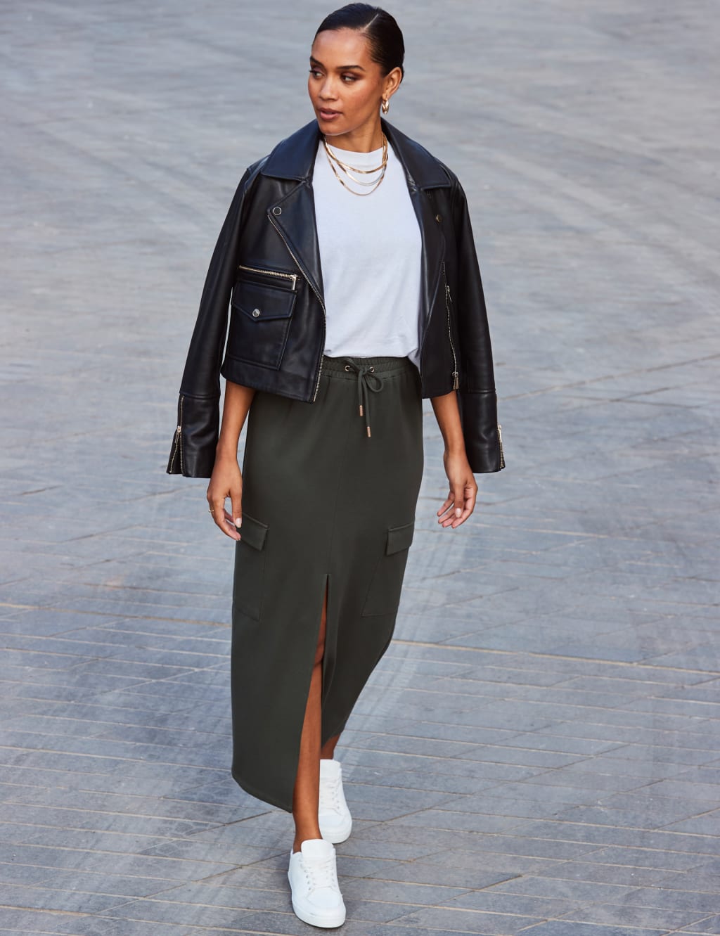 Jersey Split Front Midi Cargo Skirt 3 of 4