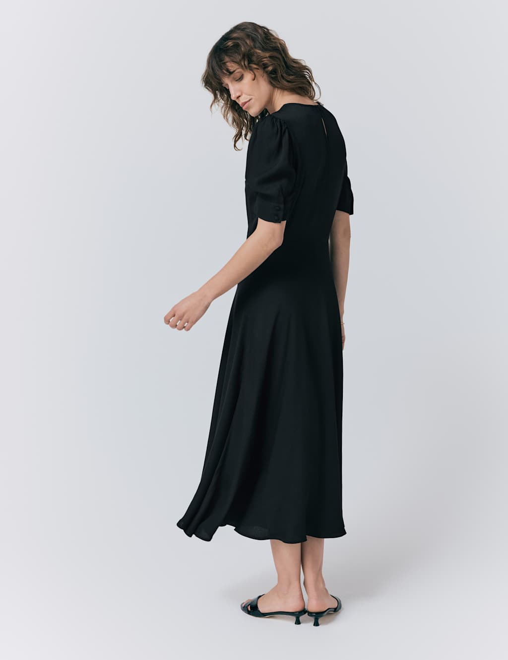 Crepe Round Neck Puff Sleeve Midi Tea Dress 2 of 4
