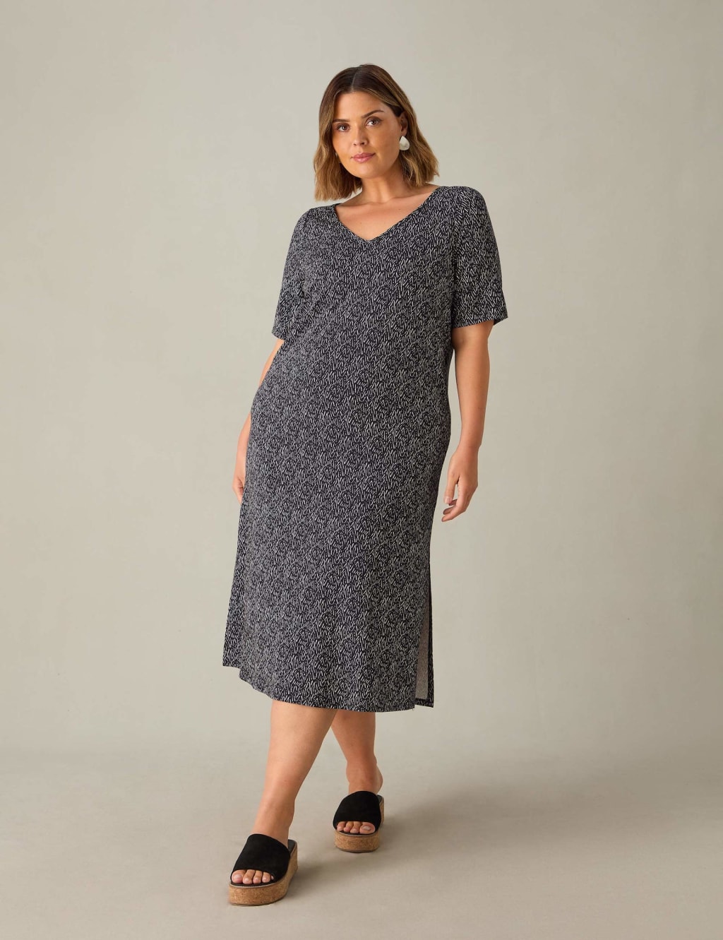 Plus size t shirt midi dress online