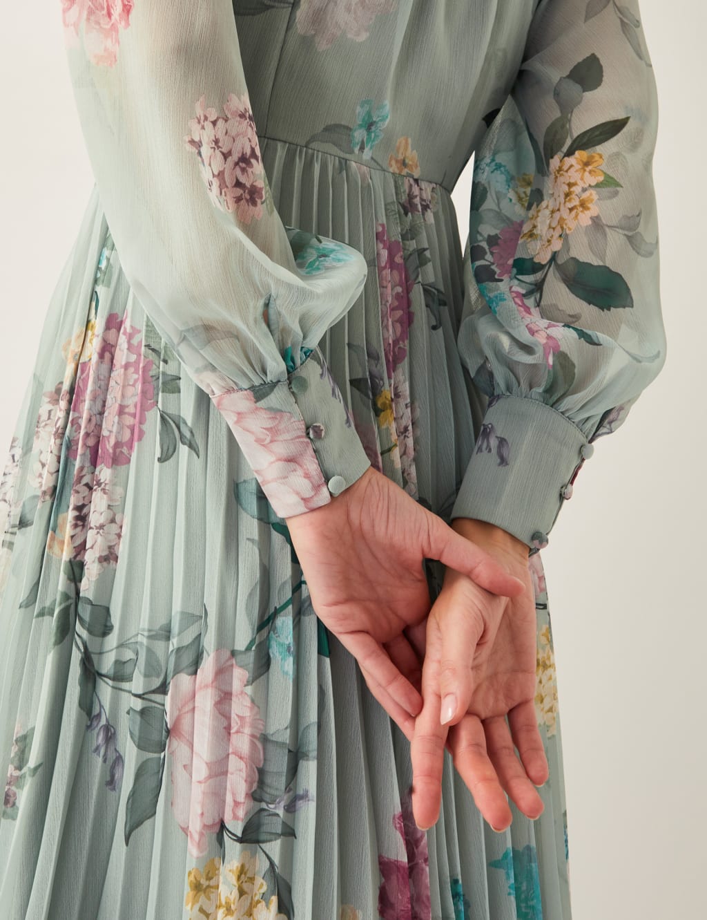 Floral V-Neck Pleated Shirt Dress 2 of 4