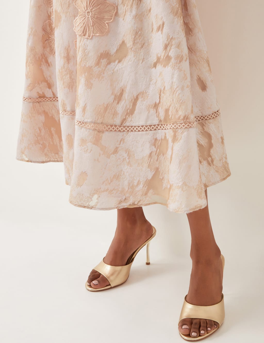 Jacquard Embroidered Midaxi Tea Dress 3 of 4