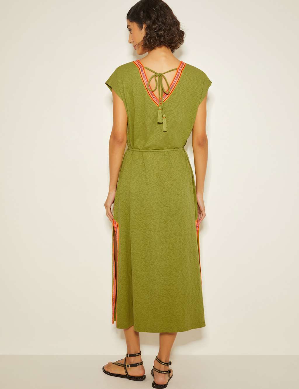 Pure Cotton Embroidered V-Neck Kaftan Dress 3 of 5