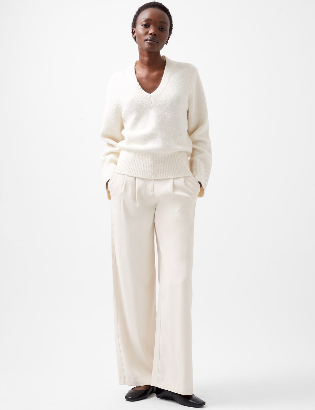 Bouclé V-Neck Jumper with Wool 1 of 3