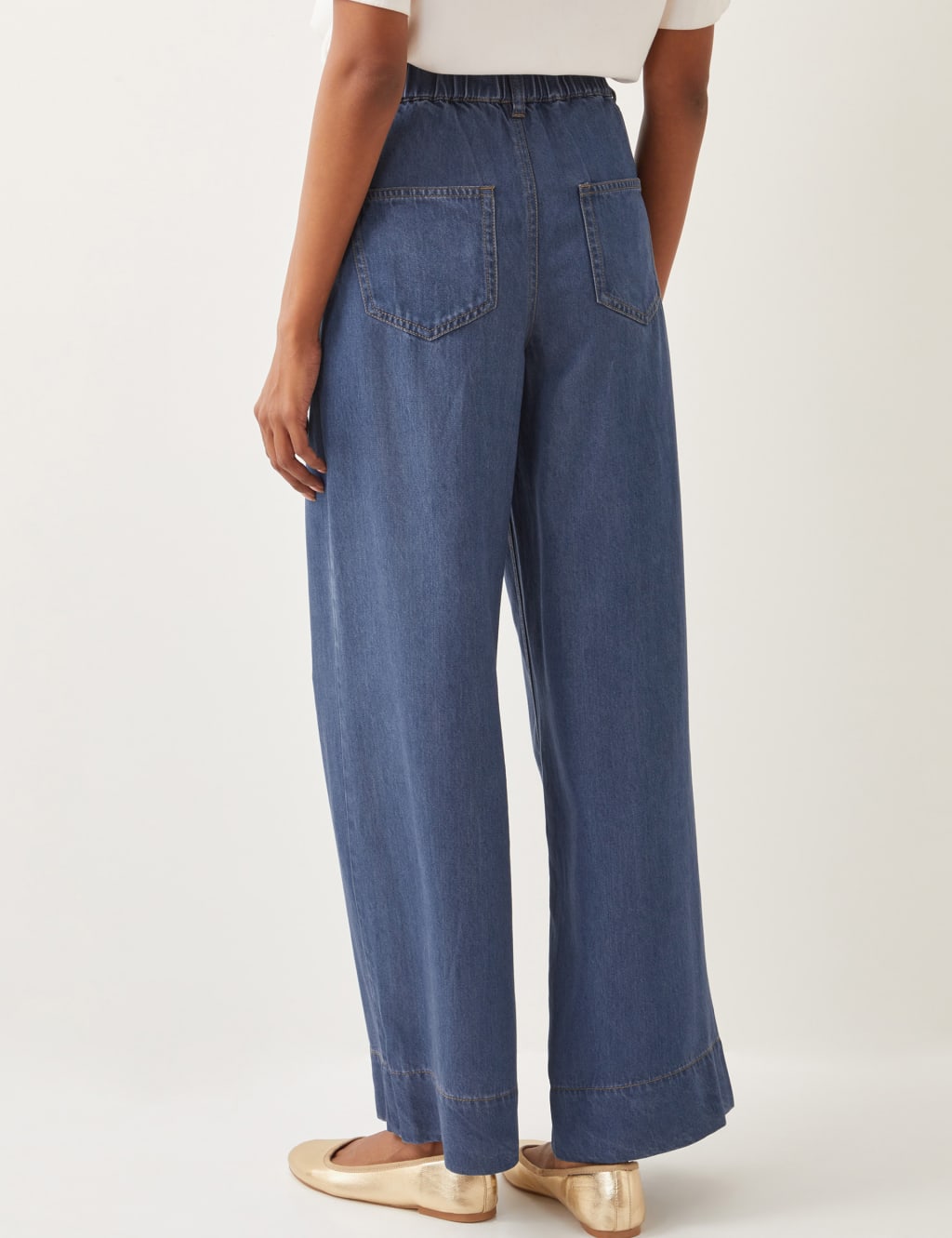 High Waisted Slouchy Jeans 4 of 5