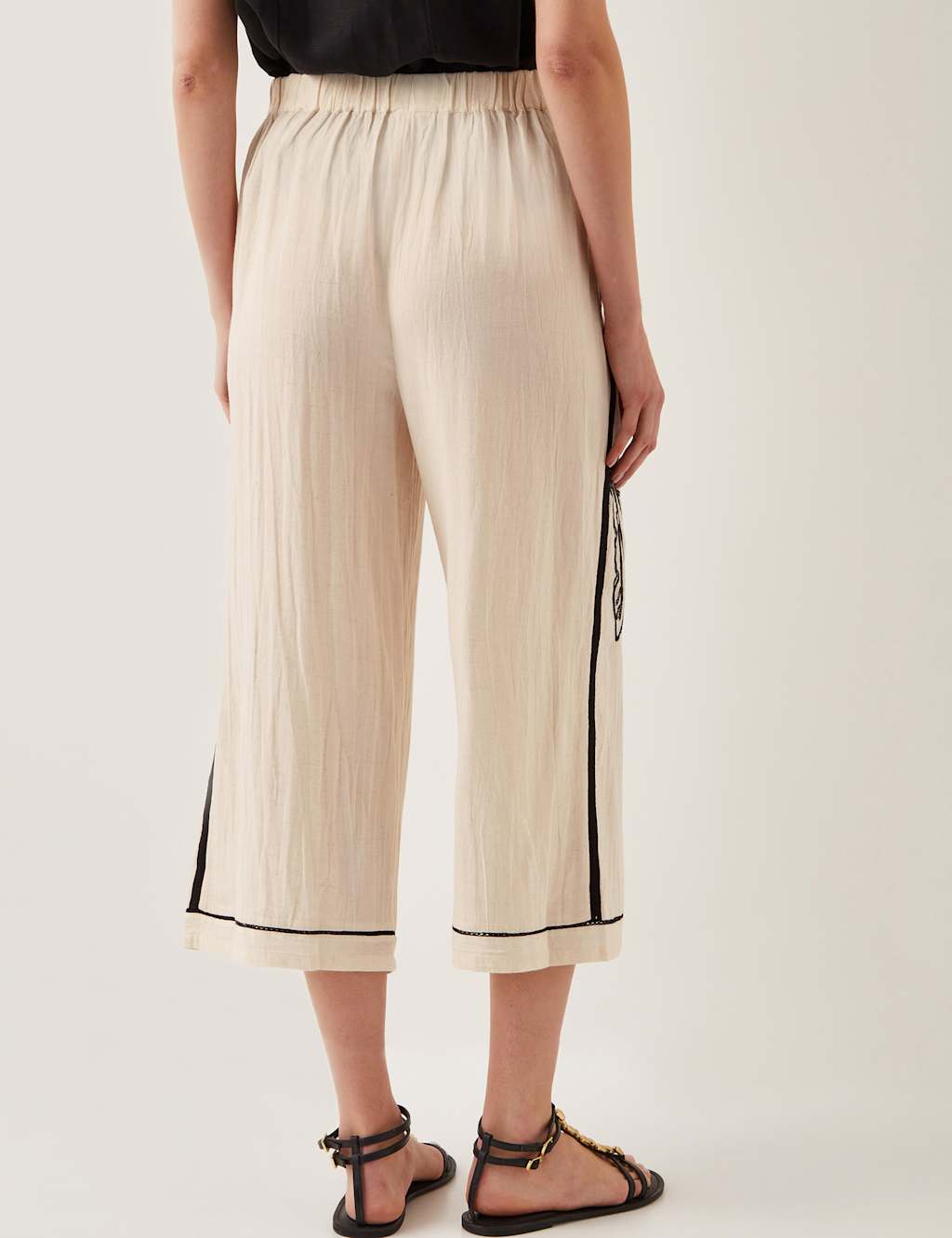 Embroidered Straight Leg Culottes 4 of 5