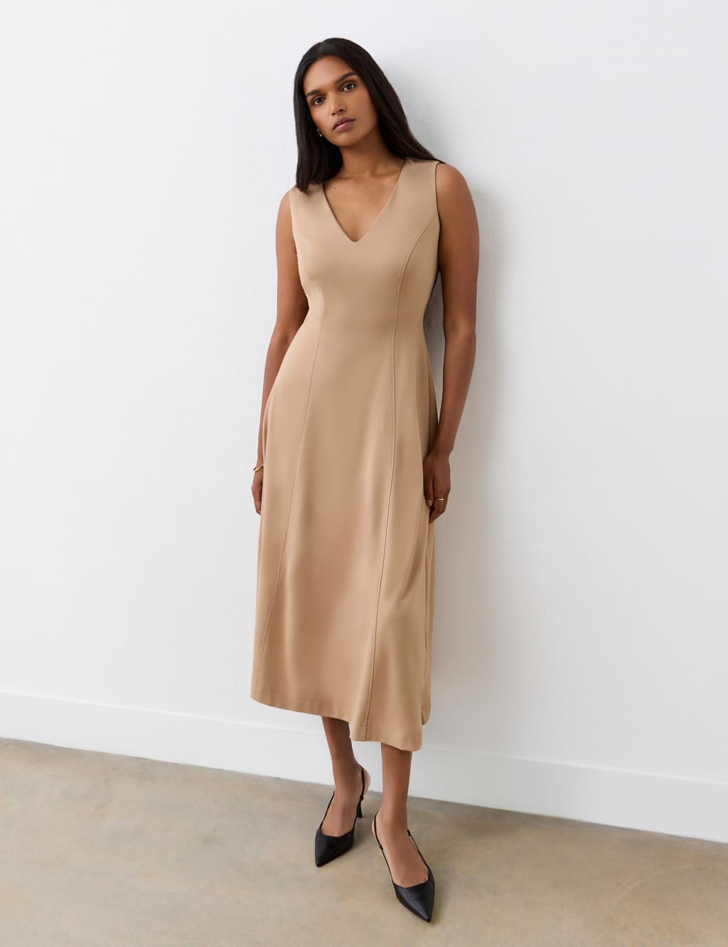 Jersey V-Neck Midi Dress 3 of 4