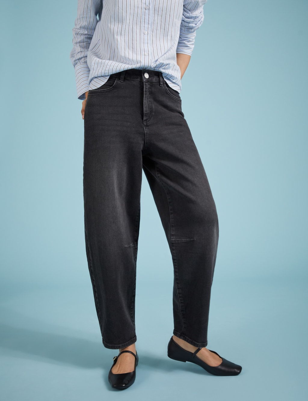 High Waisted Ankle Grazer Jeans 1 of 5