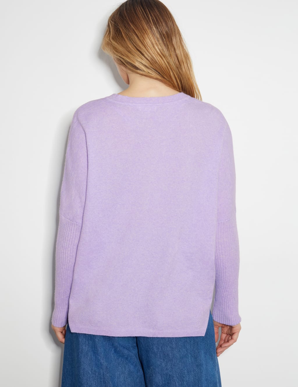 V-Neck Jumper with Wool 4 of 4