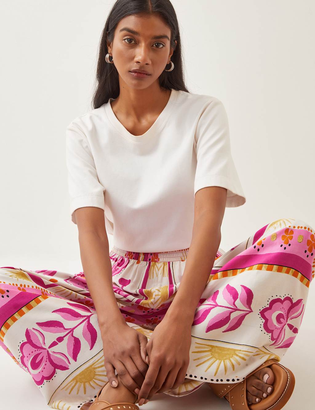 Printed Elasticated Waist Wide Leg Trousers 3 of 4