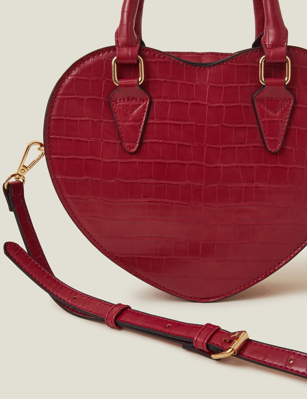 Heart cross body bag store