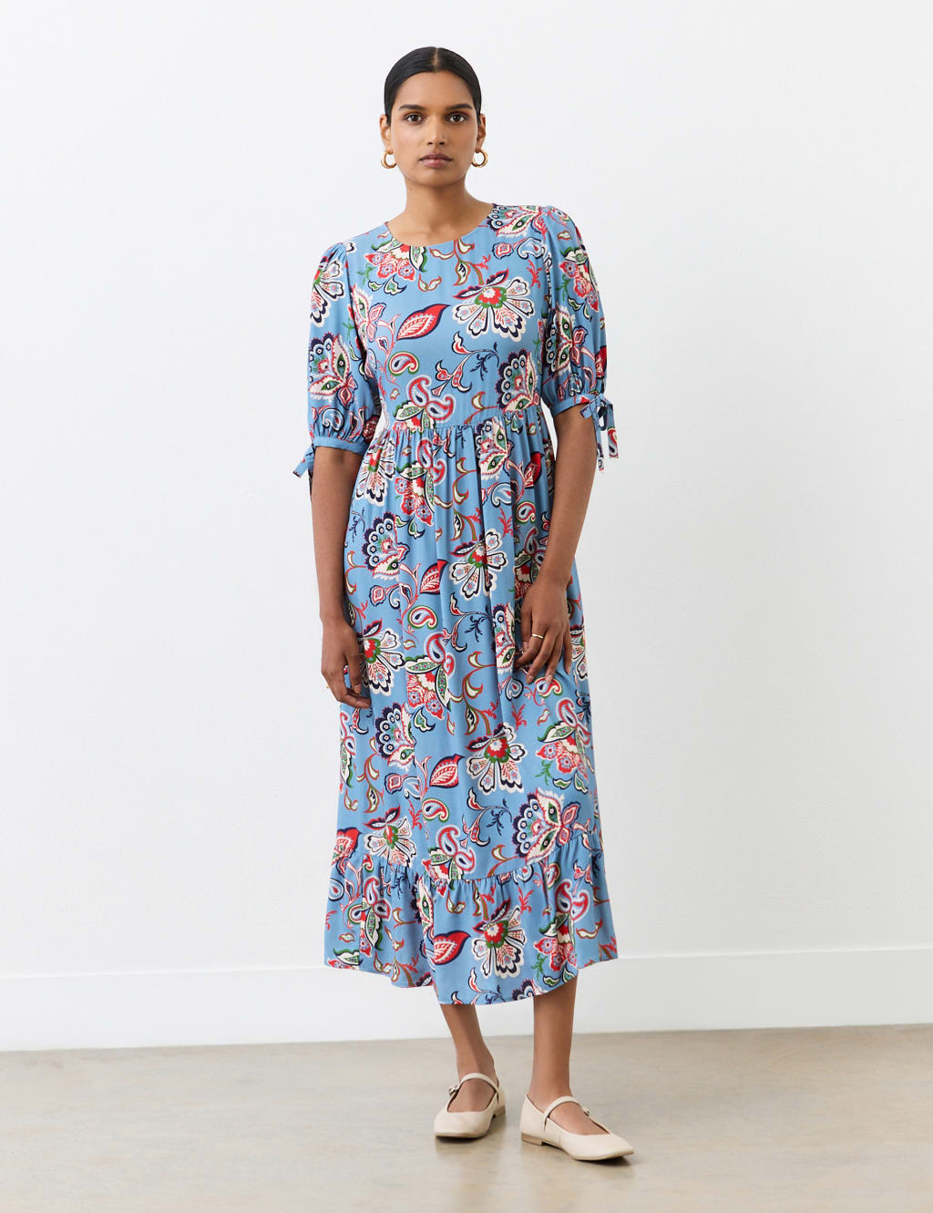 Crepe Floral Round Neck Midi Smock Dress
