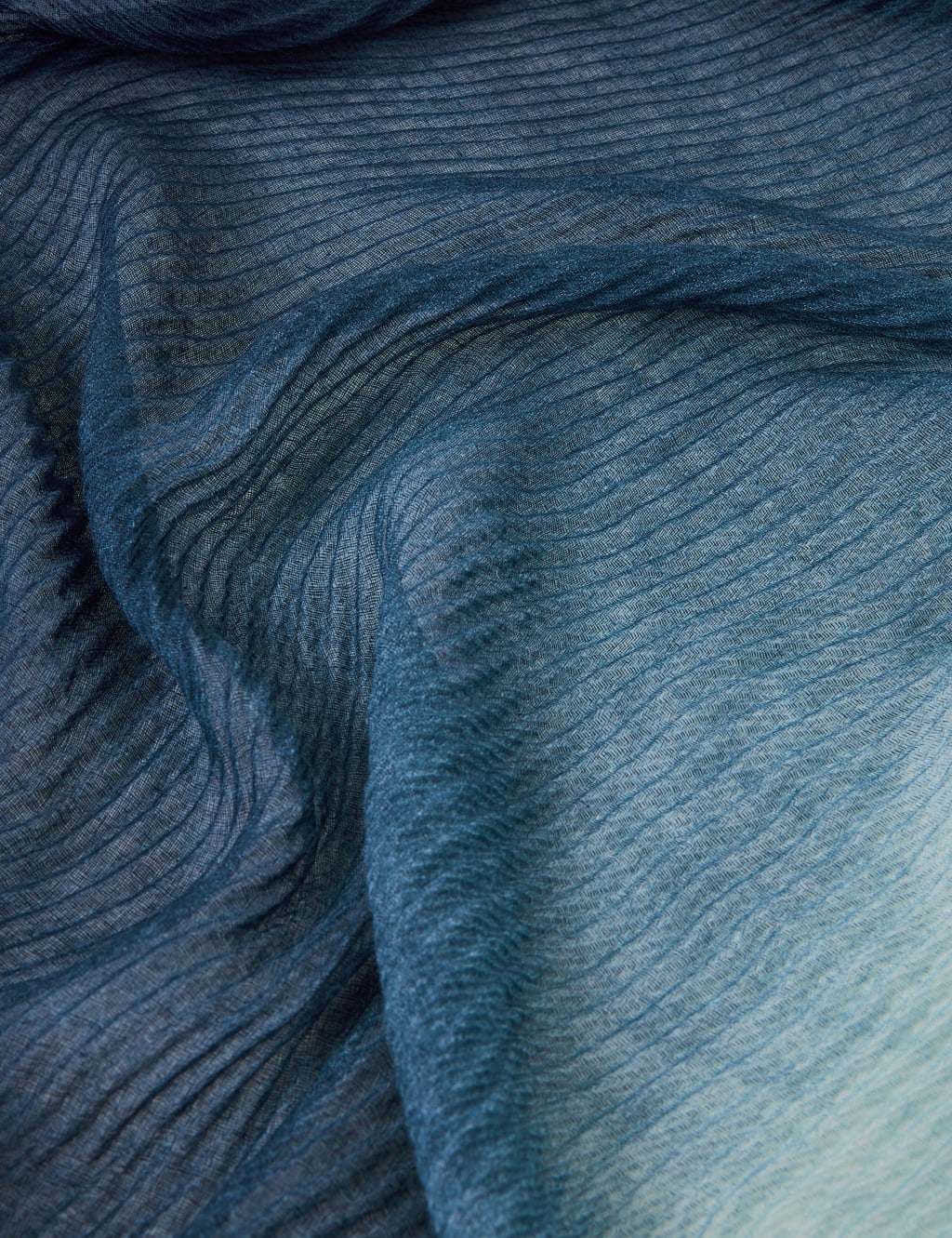 Woven Ombre Pleated Scarf 2 of 2