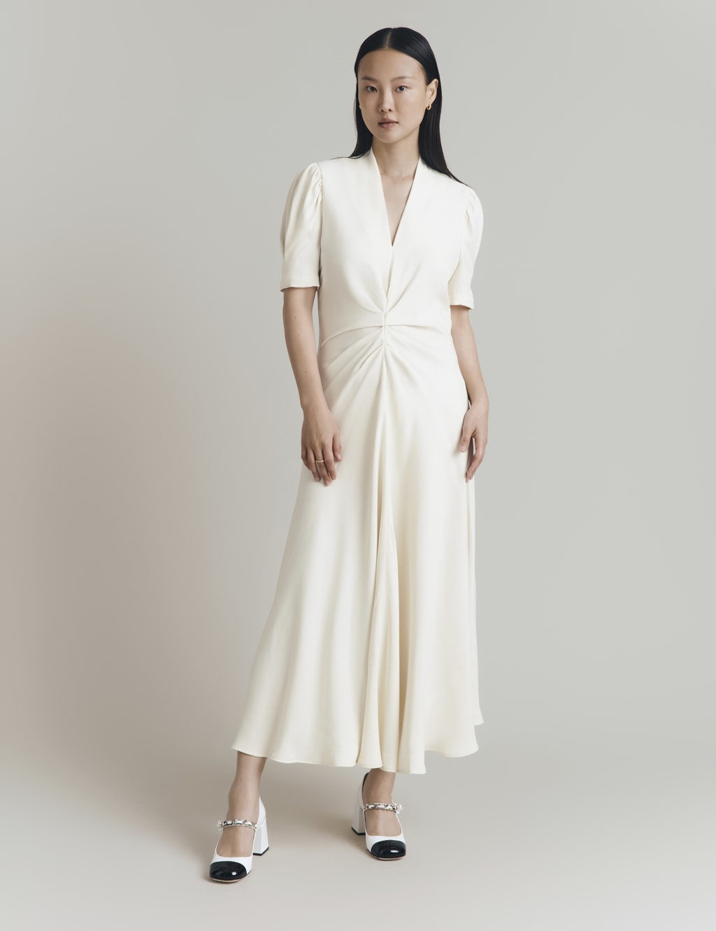Crepe V-Neck Midi Tea Dress 4 of 5