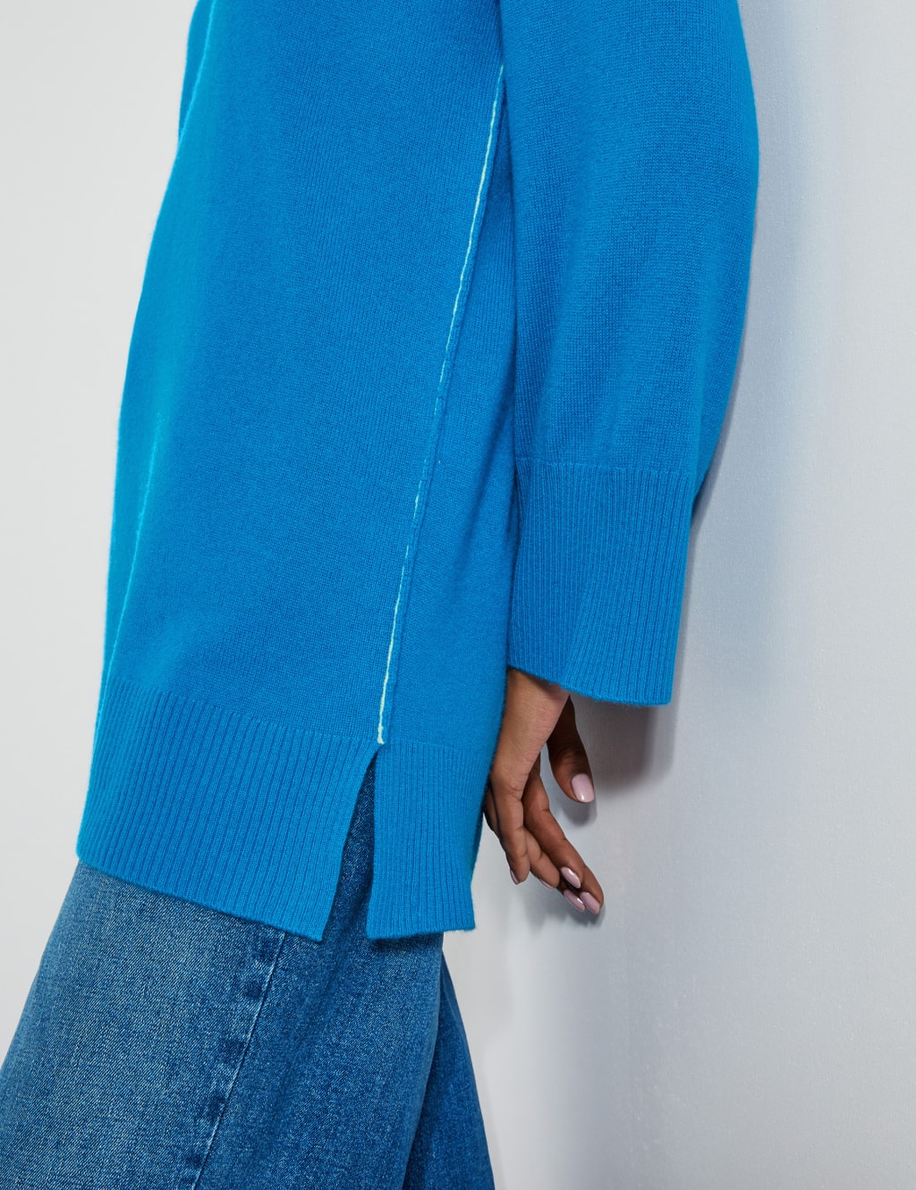 Pure Cashmere Textured V-Neck Jumper 5 of 6