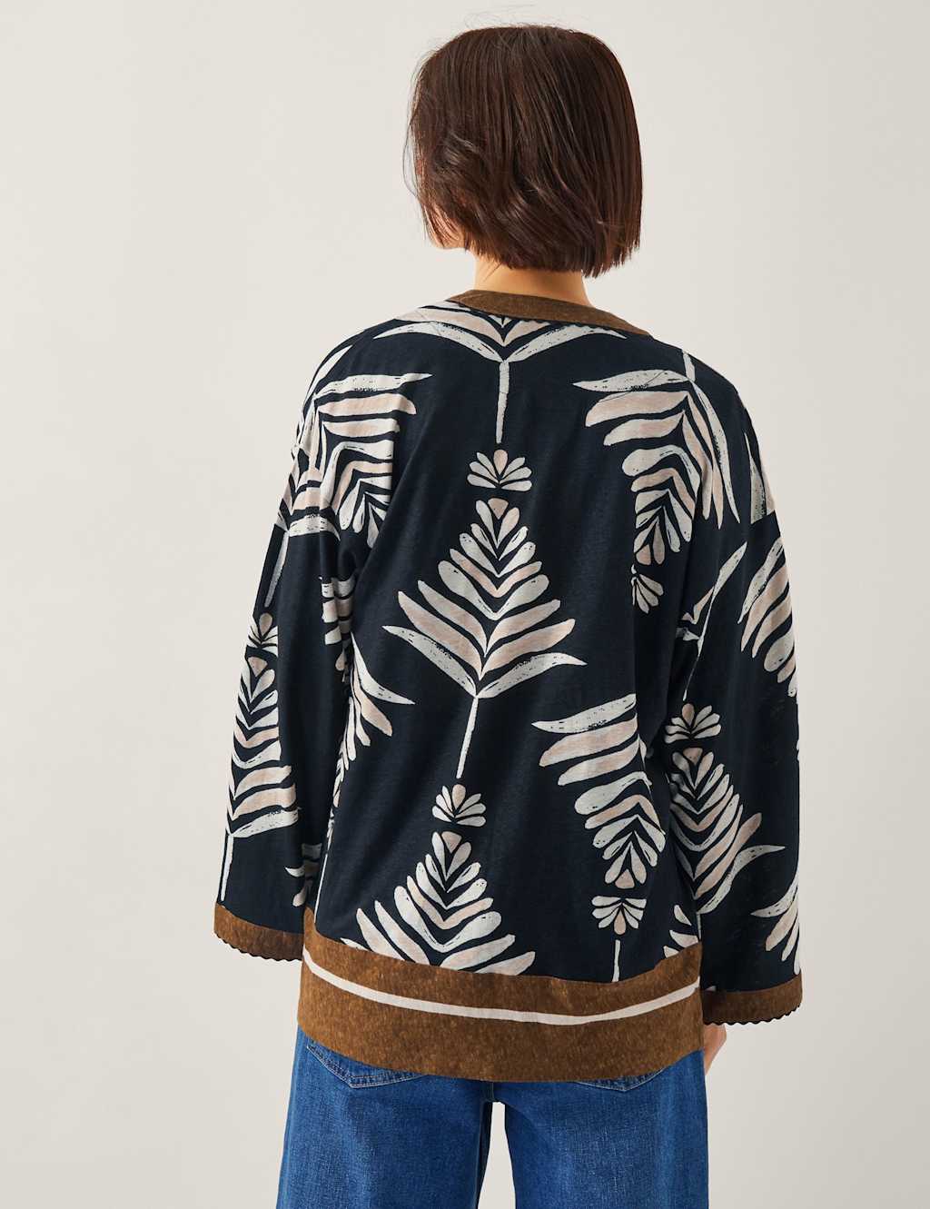 Linen Rich Leaf Print Kimono 2 of 5