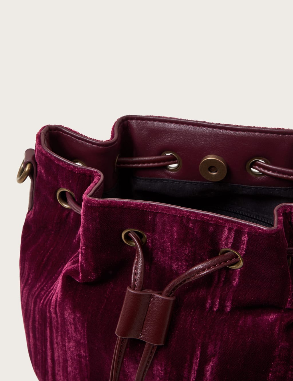 Bucket Bag 3 of 3