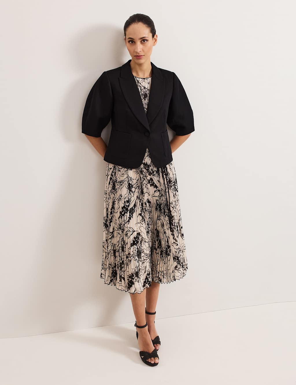 Cropped Blazer 3 of 6