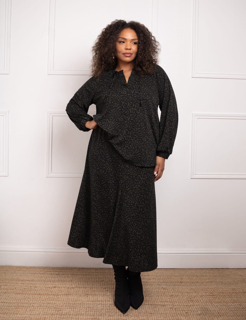 Black maxi a line skirt shop