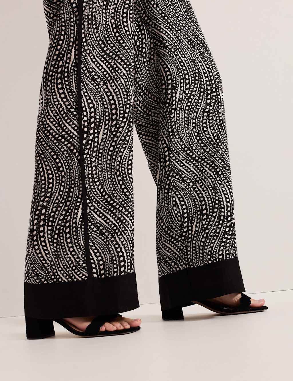 Linen Rich Geometric Wide Leg Trousers 6 of 6