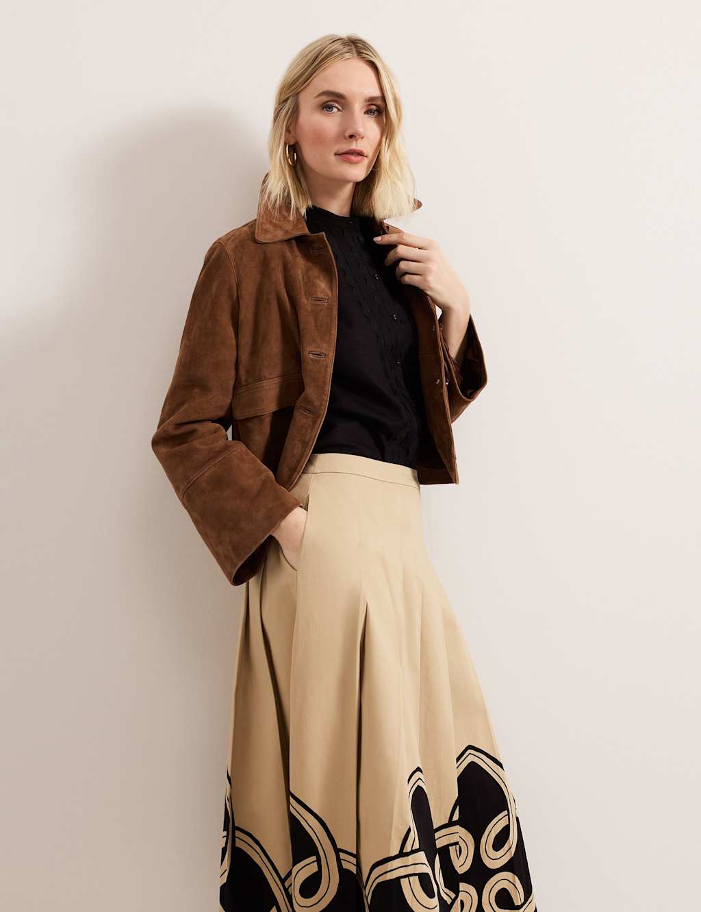Linen Rich Textured Crew Neck Blouse 5 of 8