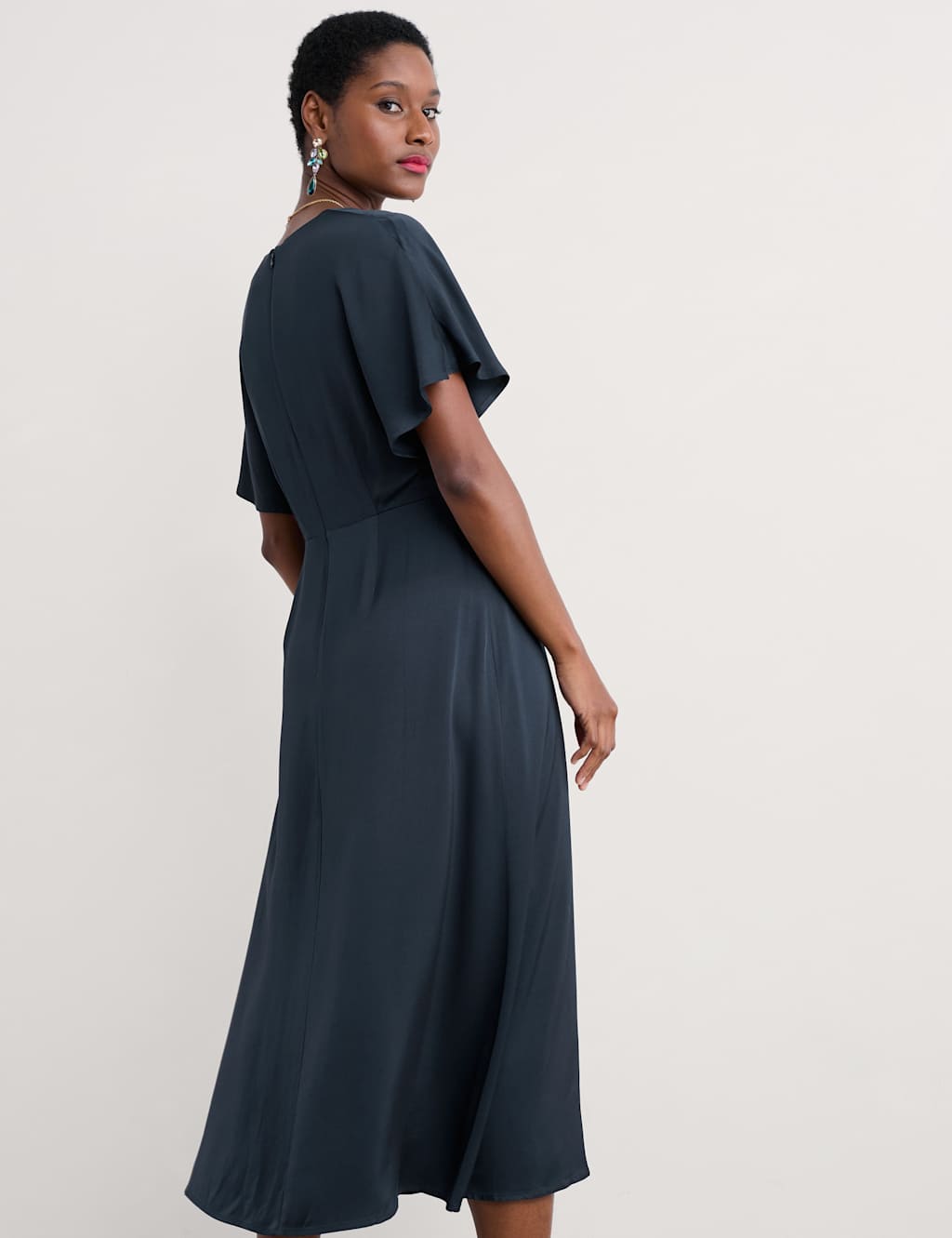 V-Neck Empire Line Midaxi Waisted Dress 5 of 5