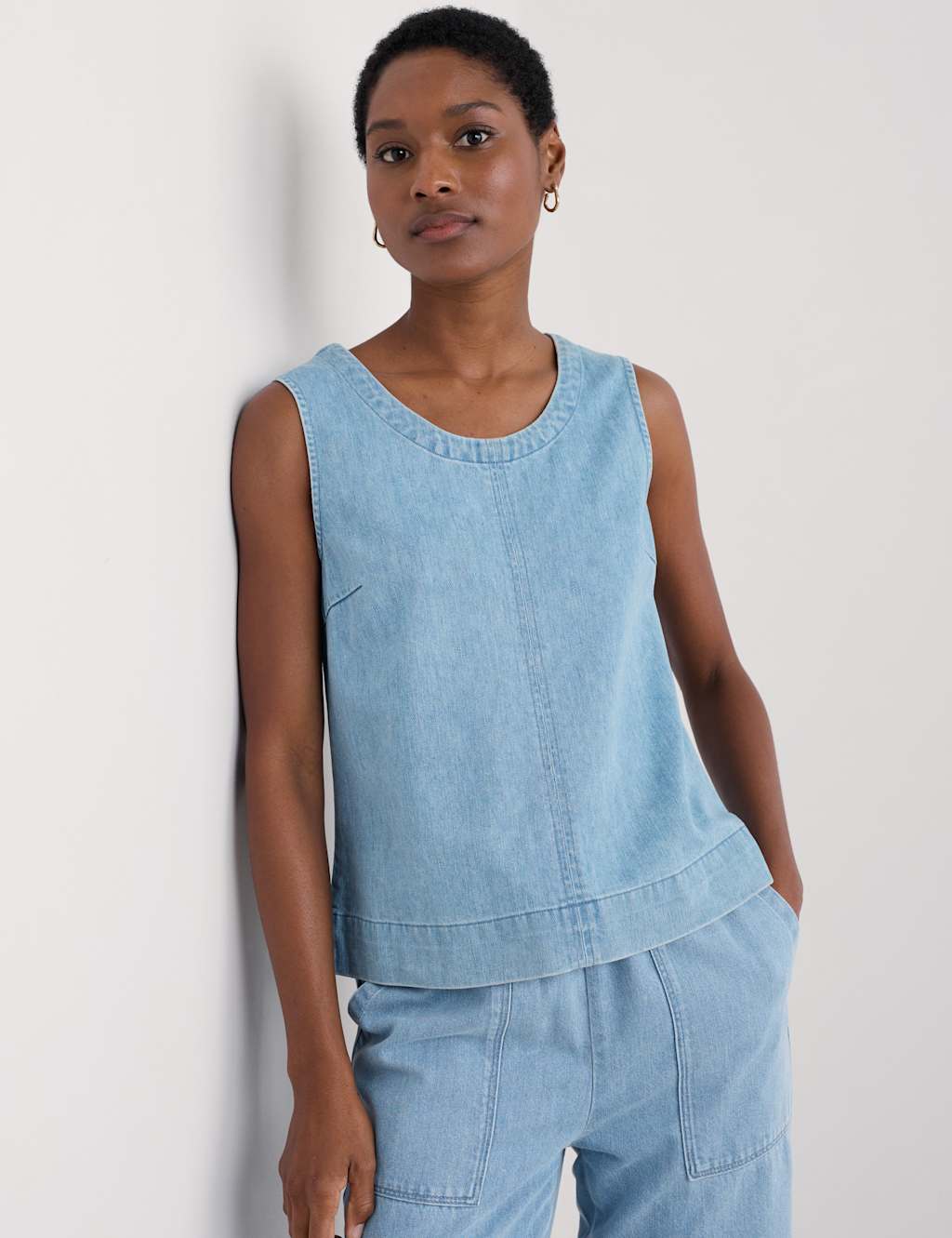 Cotton Blend Scoop Neck Vest 3 of 4