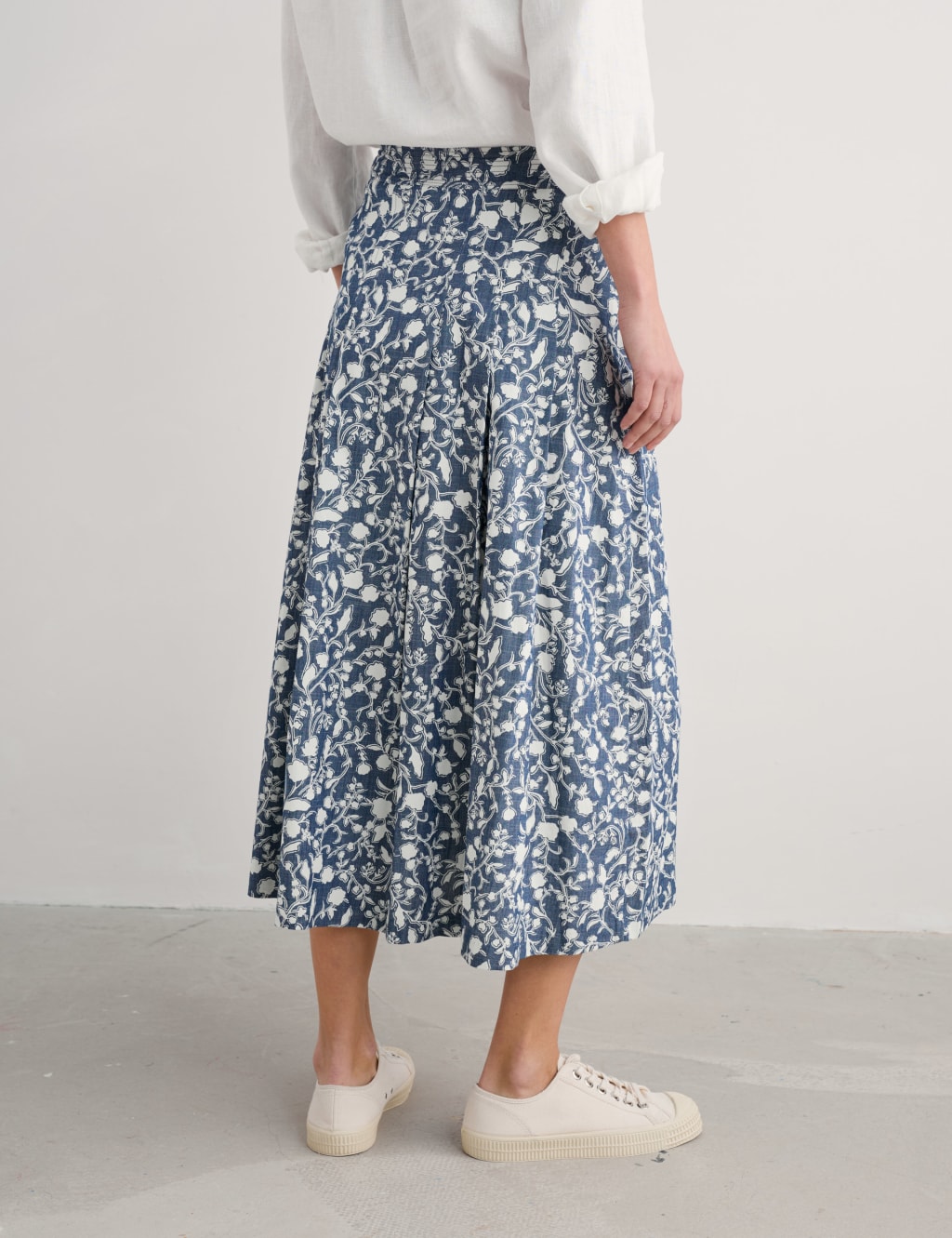 Pure Cotton Floral Midi Skirt 3 of 4