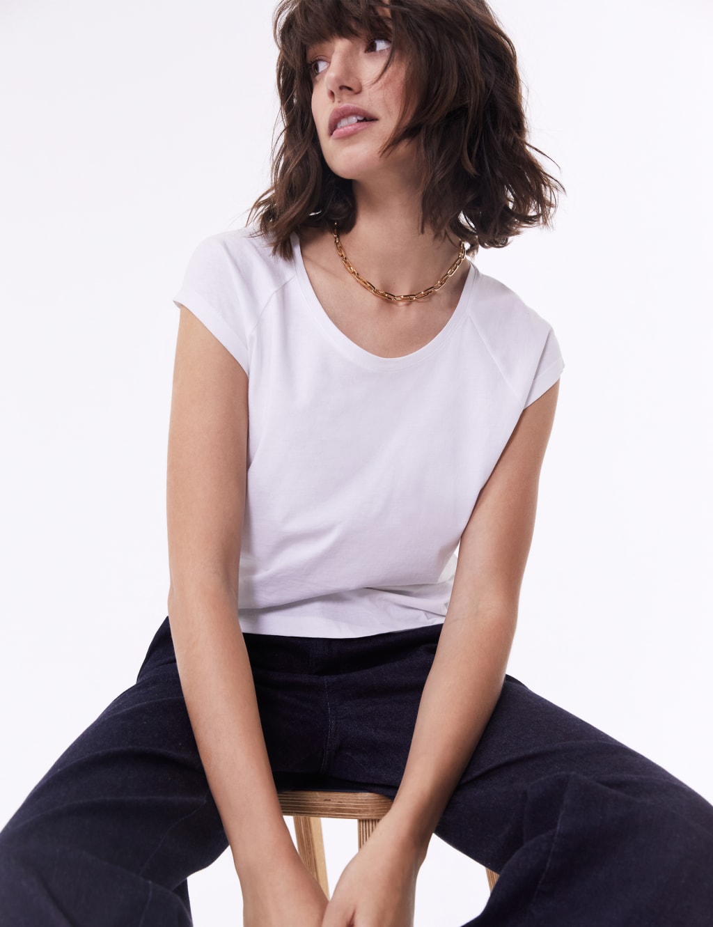 Mid Rise Button Detail Wide Leg Jeans 3 of 3