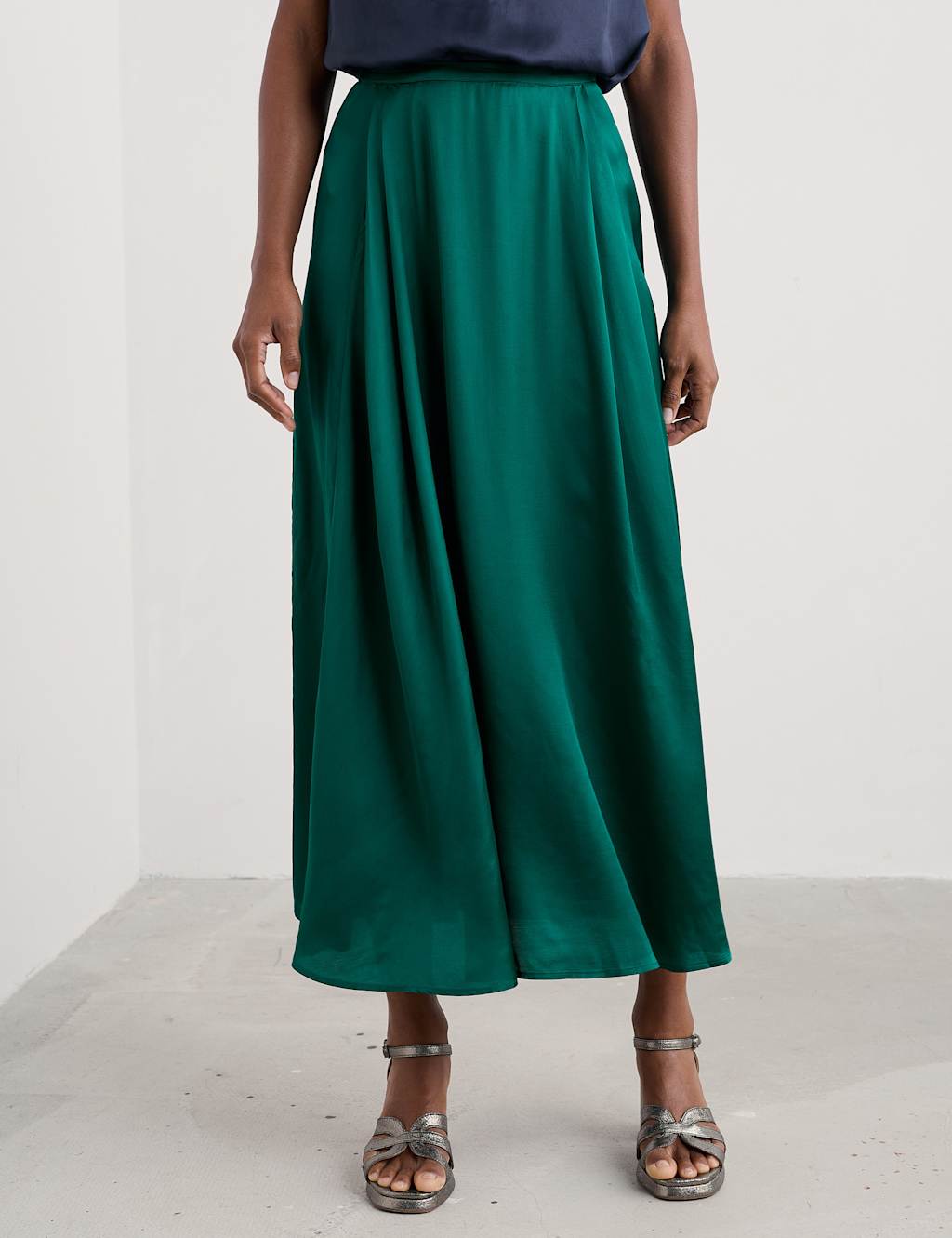 Midaxi A-line Skirt 4 of 4