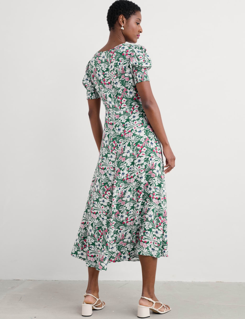 Floral Scoop Neck Midaxi Waisted Dress 5 of 5
