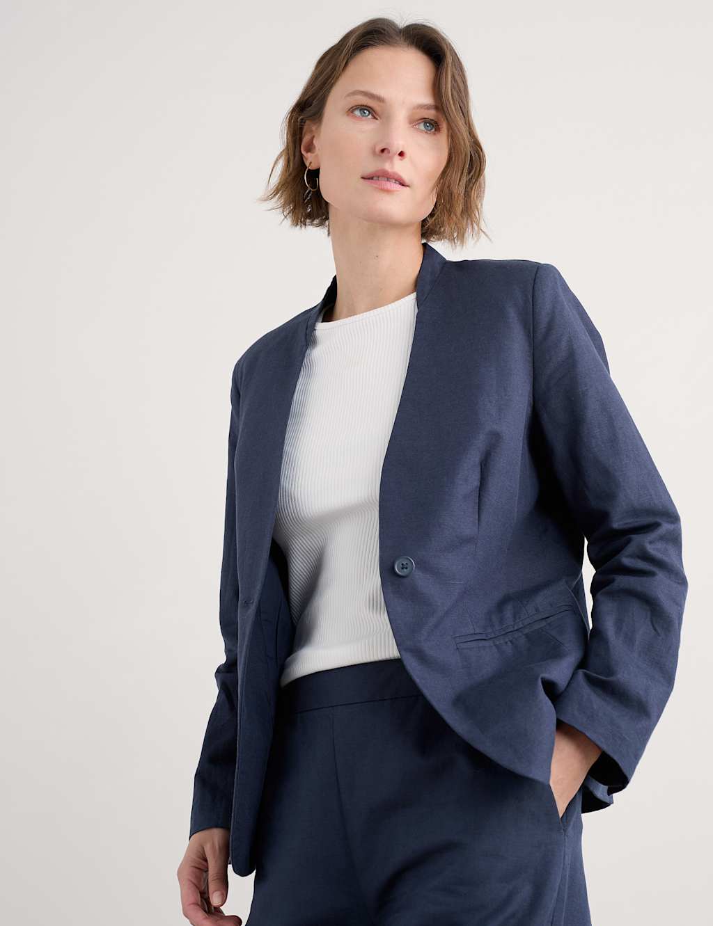 Linen Blend Slim Single Breasted Blazer 1 of 4