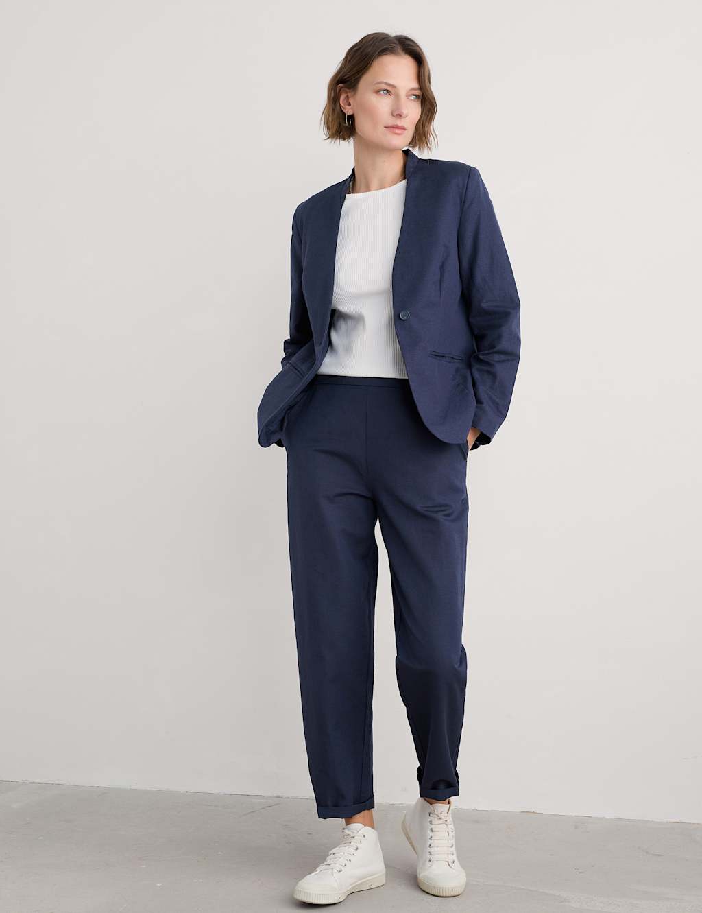 Linen Blend Slim Single Breasted Blazer 3 of 4