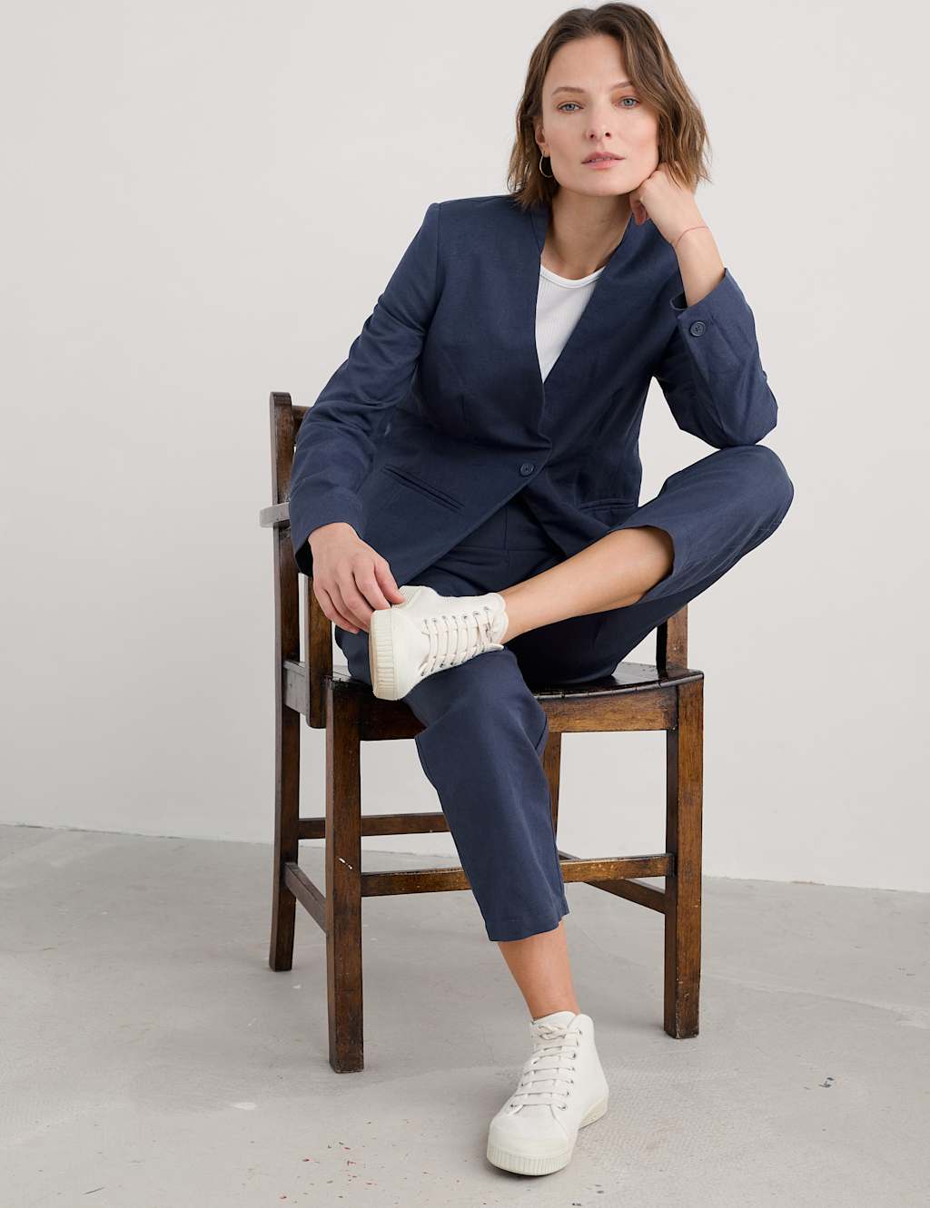 Linen Blend Slim Single Breasted Blazer 4 of 4