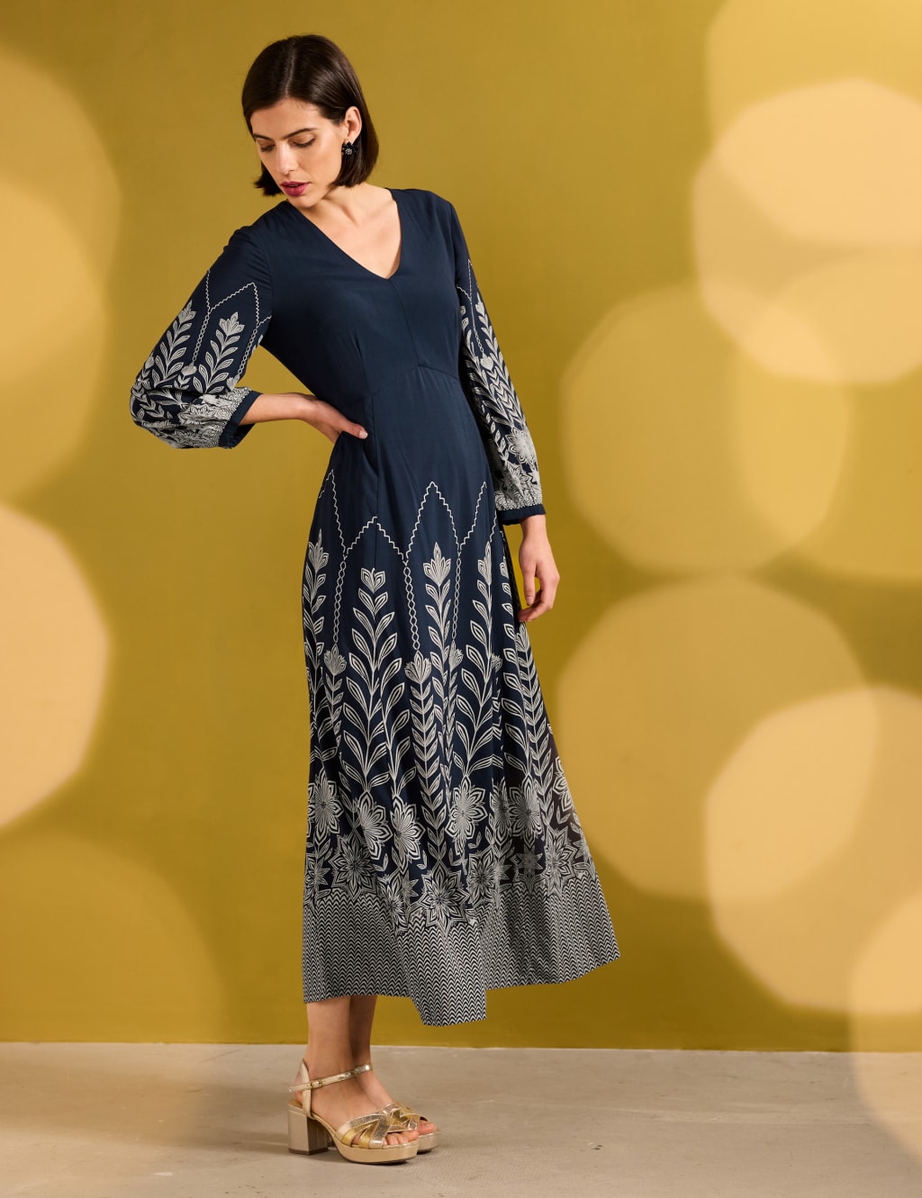 Printed V-Neck Maxi Waisted Dress 5 of 6