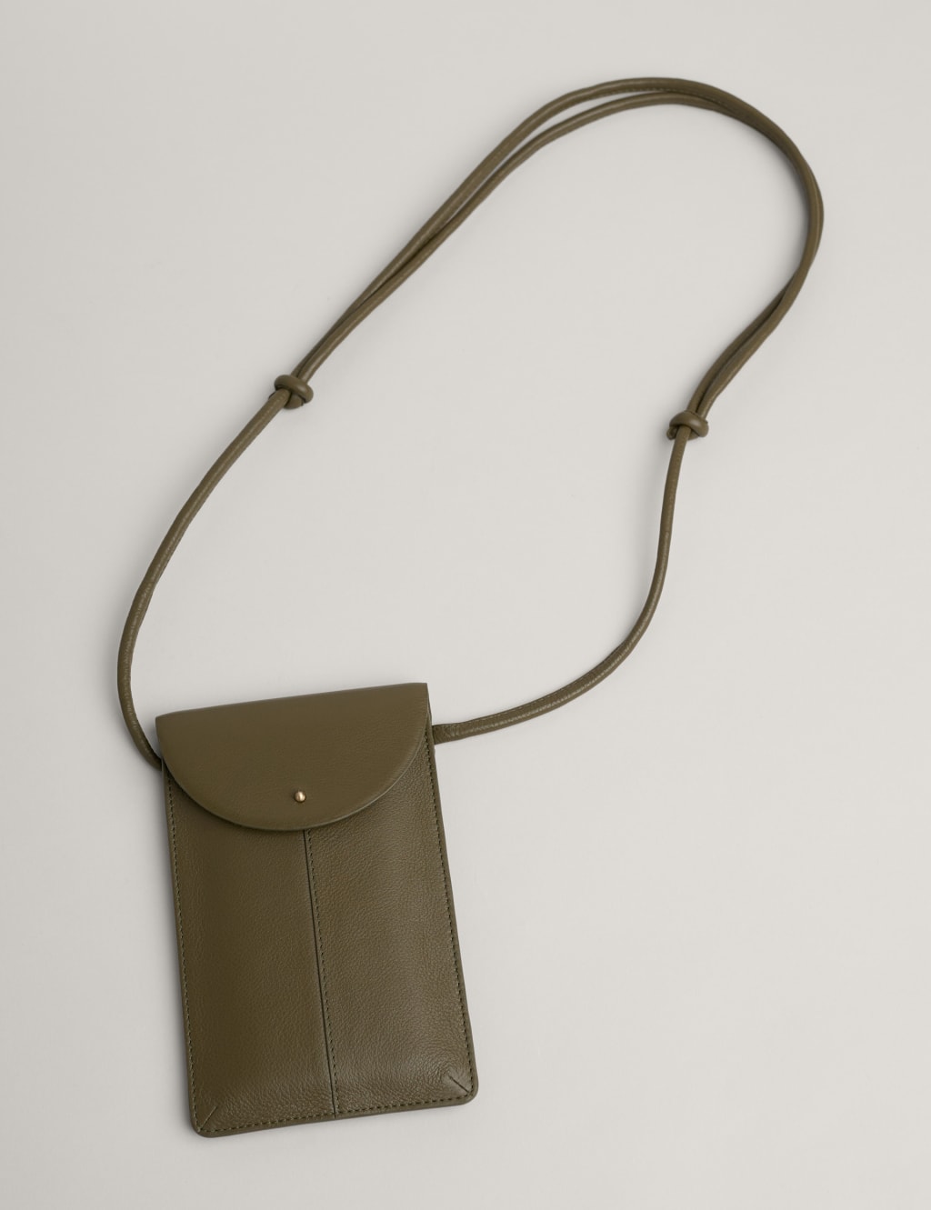 Small leather phone bag outlet