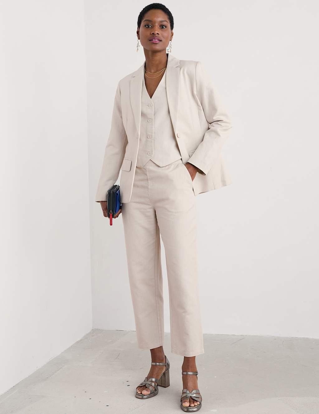 Linen Blend Tailored Single Breasted Blazer 1 of 4