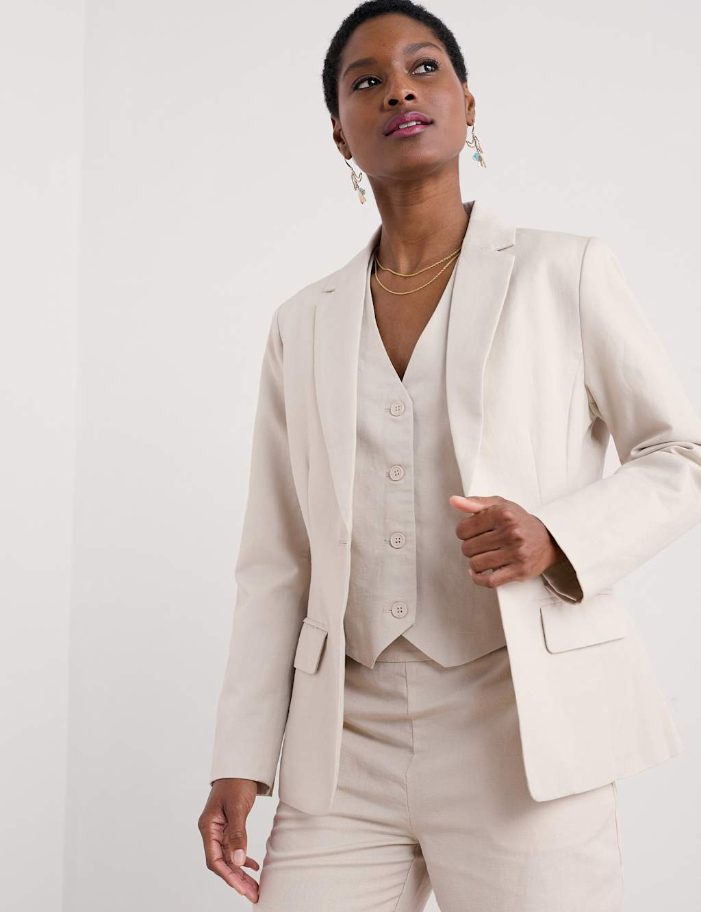 Linen Blend Tailored Single Breasted Blazer 4 of 4