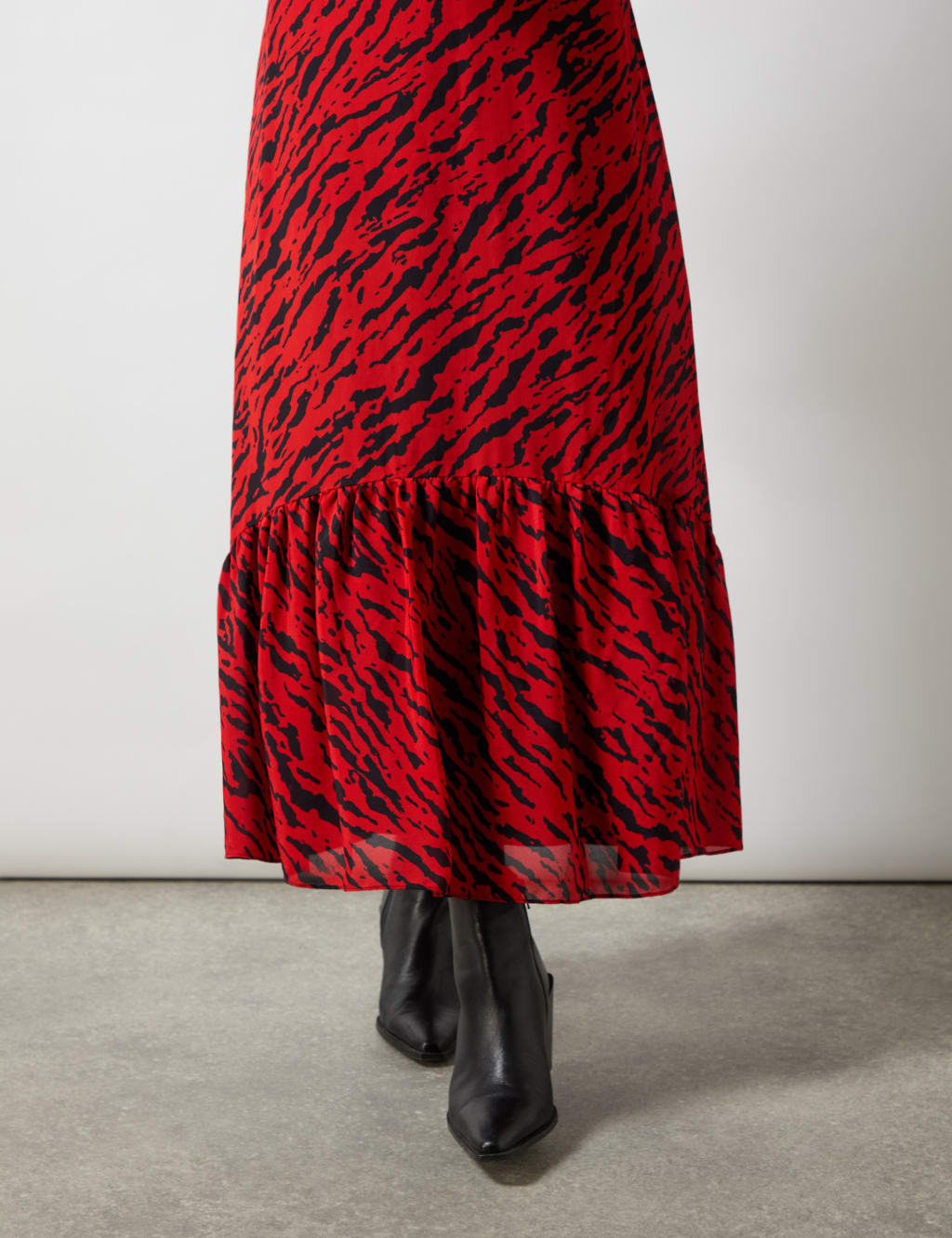 Red and black zebra print skirt best sale