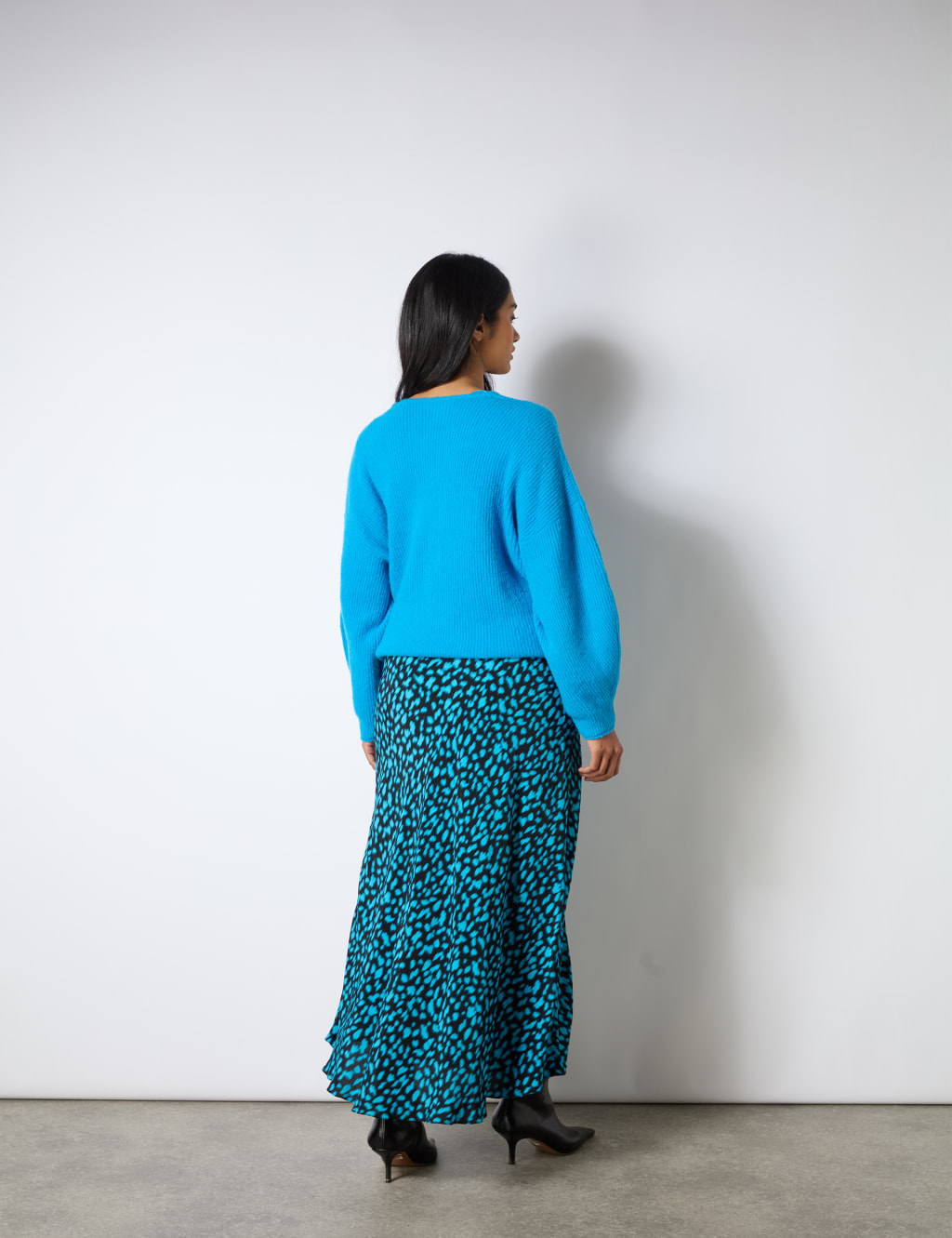 Printed Split Front Midi A-Line Skirt 2 of 3
