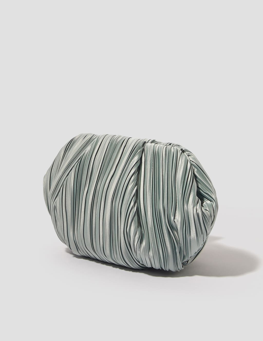 Pleated Chain Strap Clutch Bag 3 of 4