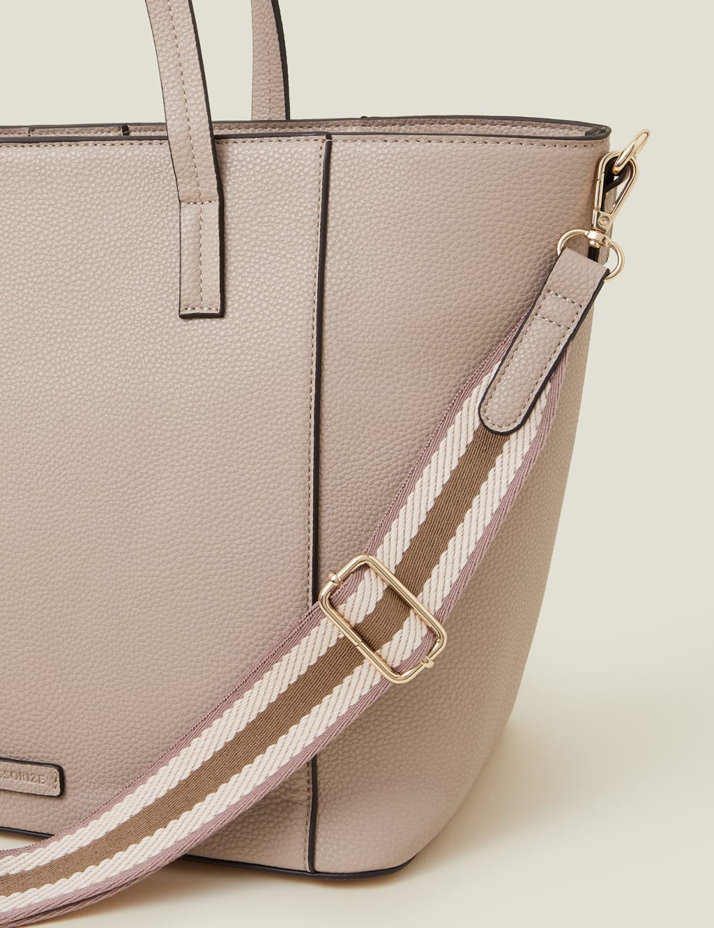 Faux Leather Bucket Shoulder Bag 3 of 4
