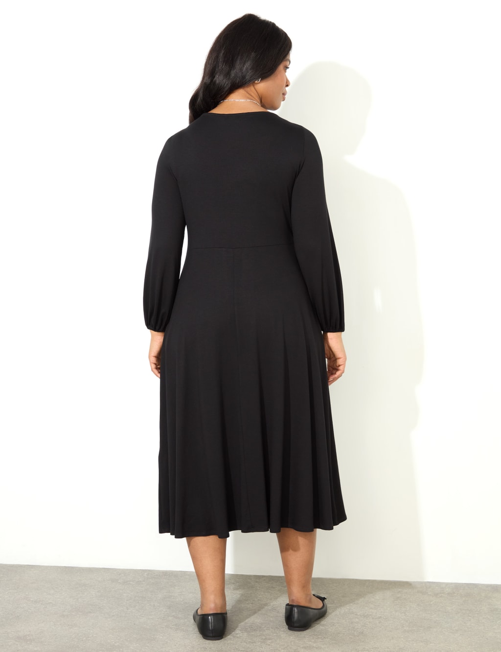 V-Neck Blouson Sleeve Midi Wrap Dress 3 of 3