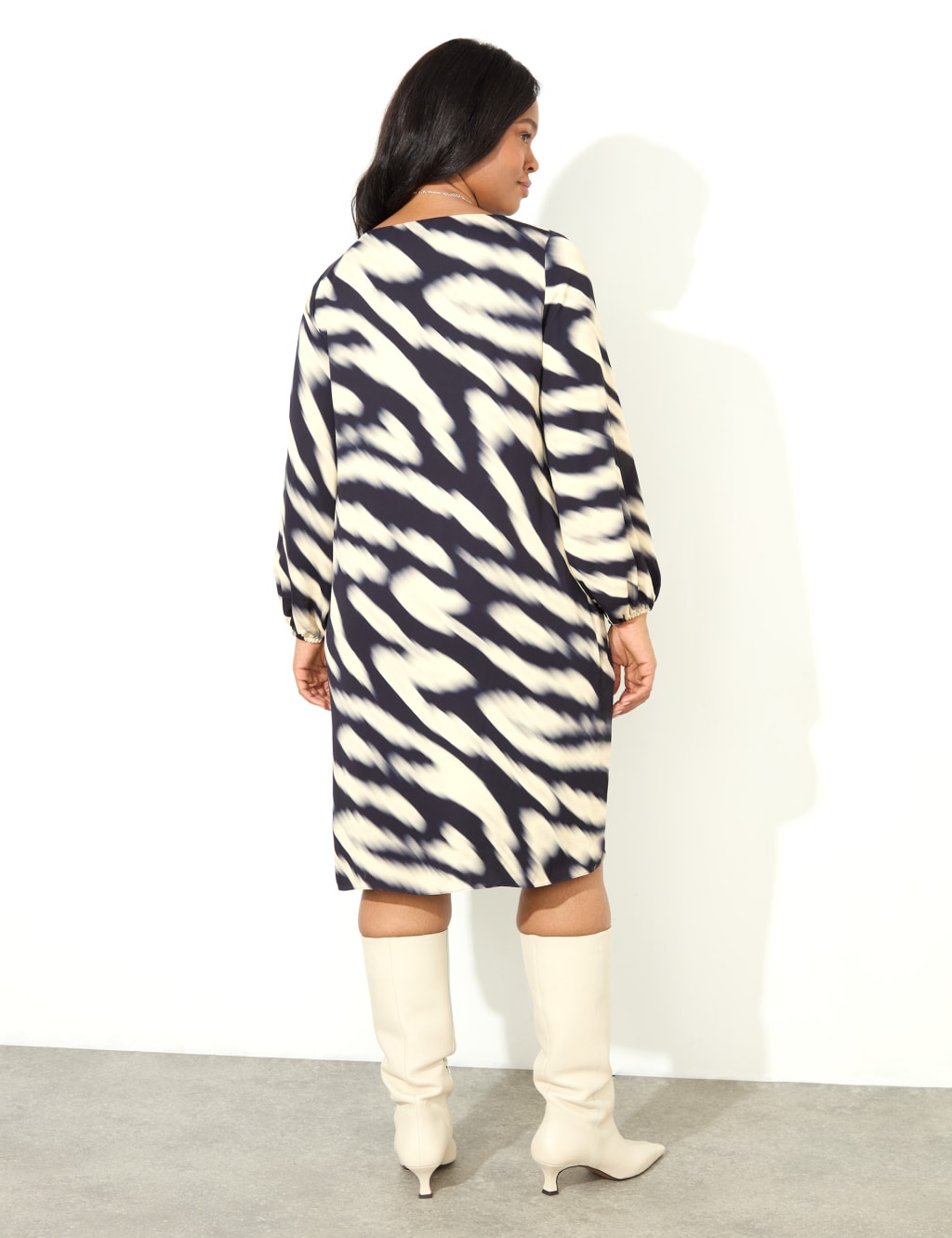 Animal Print V-Neck Knee Length Swing Dress 5 of 5