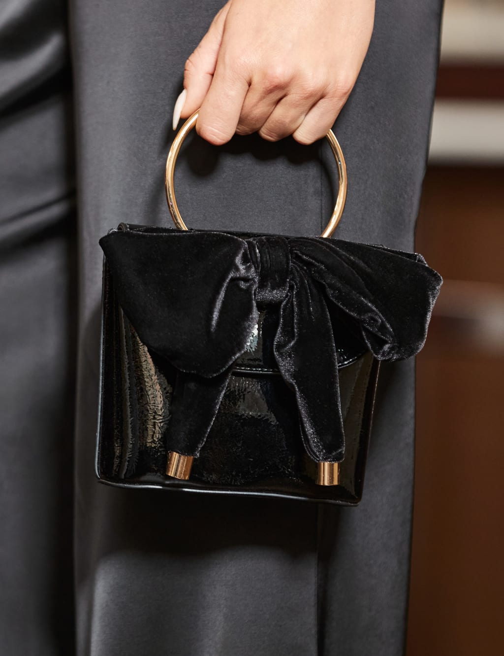 Velvet Bow Detail Clutch Bag SOSANDAR M S